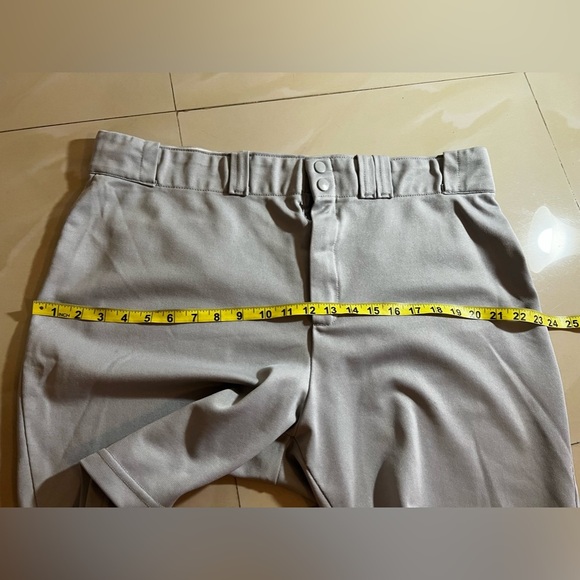 WILSON beige   Sports Tennis/Golf Shorts Size X Large lightweight - Picture 15 of 15